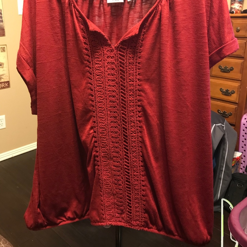 EUC Cato Fashions Deep Red Top 26/28W